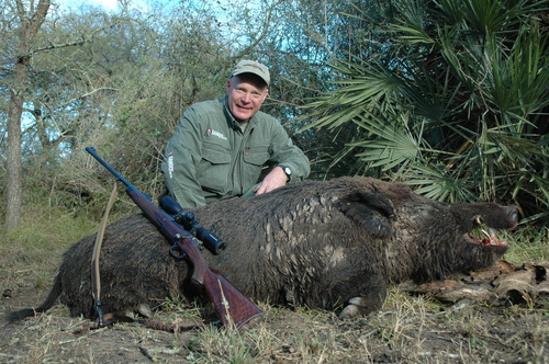 Craig Boddington hunting wild boar Argentina 7x57 Mauser wild hog hunt